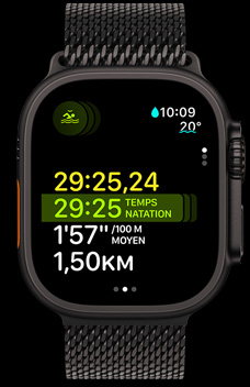 Apple Watch Ultra 2, affichant la durée, le rythme et la distance d’une séance de natation avec la fonctionnalité Multisport.