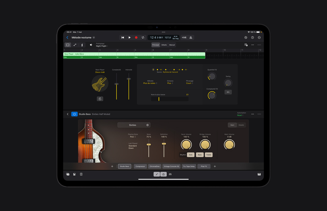 Création et diffusion de lignes de basse dans Logic Pro pour iPad sur iPad Pro.