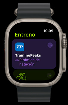 La app TrainingPeaks en un Apple Watch Ultra 2.