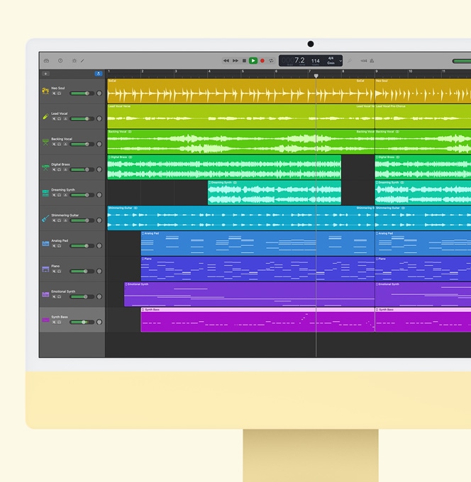 Sarı iMac. Ekranda GarageBand görülüyor