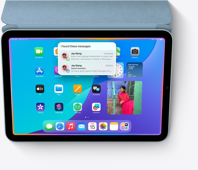 Un iPad mini adherido a un Smart Folio. La pantalla muestra una búsqueda contextual realizada con Siri, una nueva funcionalidad de Apple Intelligence.